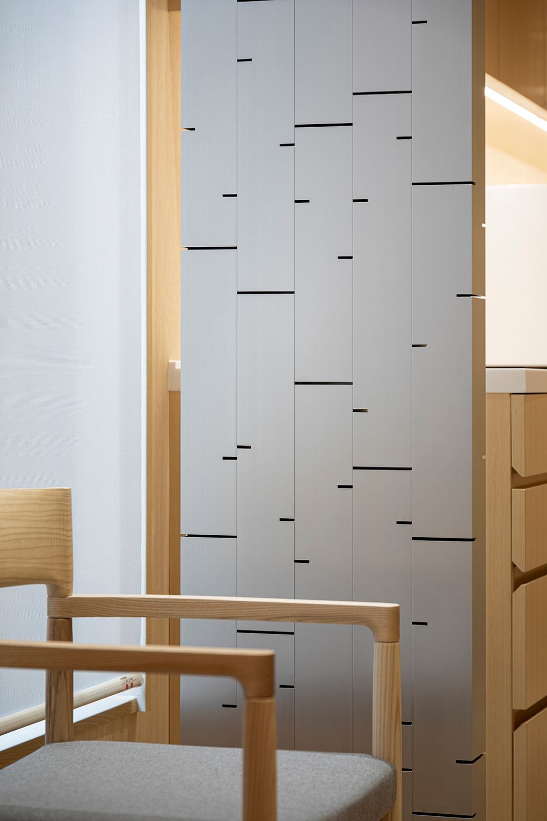 歯科などの医療施設や店舗・オフィス・住宅の内装デザイン・内装設計・建築デザインを、50年以上のキャリアを持つジョイントセンターがクリエイティブな発想でご提案いたします。人に優しく衛生的なデンタルデザイン・クリニックデザインで、ブランド作りを意識したクリニックをサポートいたします。