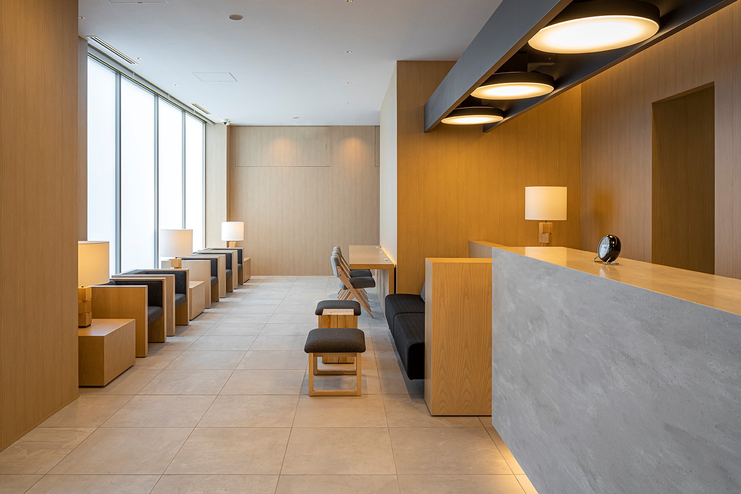 歯科などの医療施設や店舗・オフィス・住宅の内装デザイン・内装設計・建築デザインを、50年以上のキャリアを持つジョイントセンターがクリエイティブな発想でご提案いたします。人に優しく衛生的なデンタルデザイン・クリニックデザインで、ブランド作りを意識したクリニックをサポートいたします。