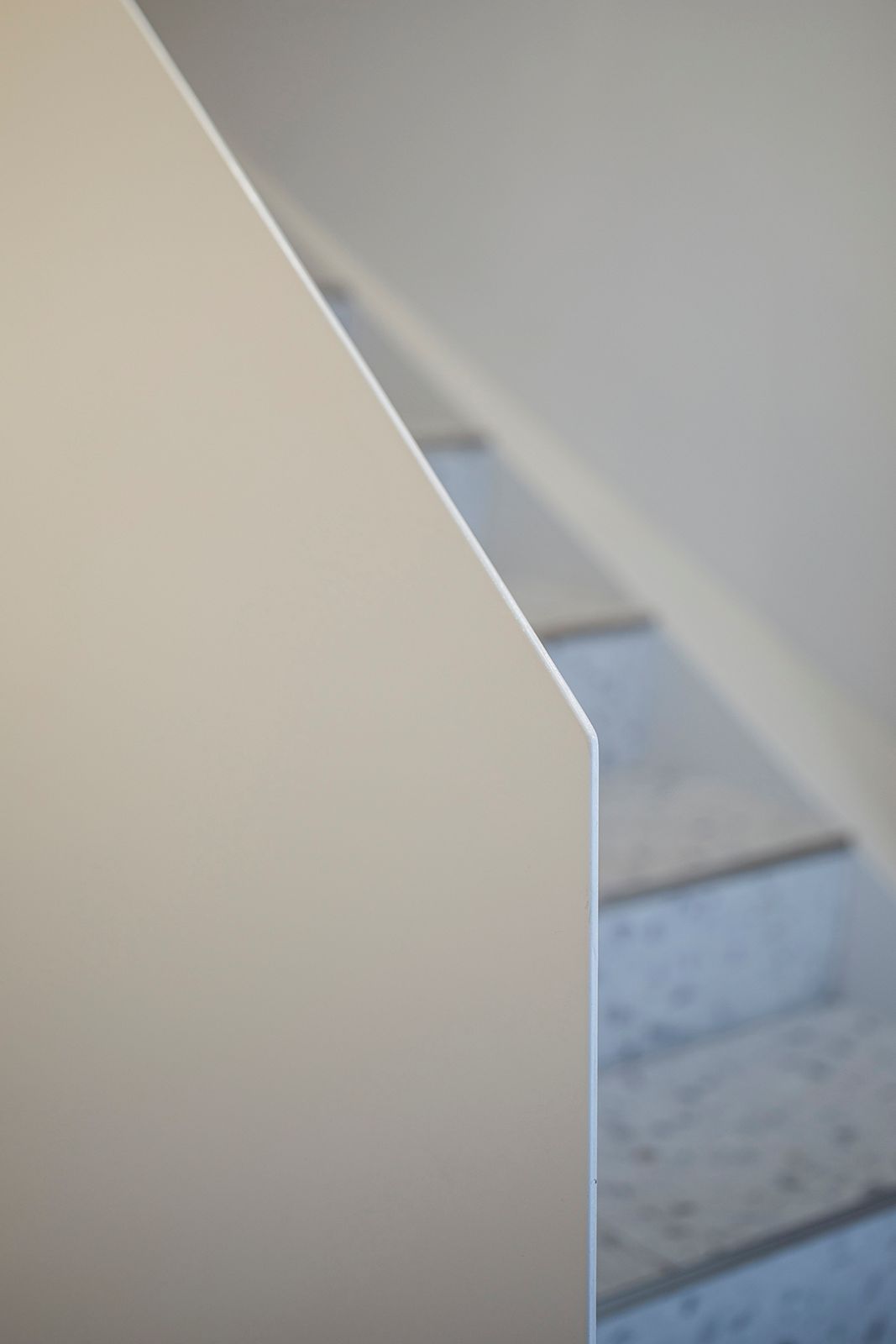 歯科などの医療施設や店舗・オフィス・住宅の内装デザイン・内装設計・建築デザインを、50年以上のキャリアを持つジョイントセンターがクリエイティブな発想でご提案いたします。人に優しく衛生的なデンタルデザイン・クリニックデザインで、ブランド作りを意識したクリニックをサポートいたします。